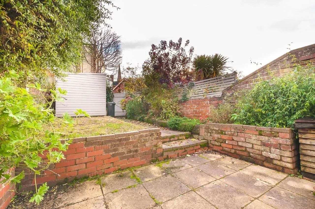 Radford Place - Central Exeter - Patio & Garden - Beach - Chiefs - Uni -Wifi Nyaraló